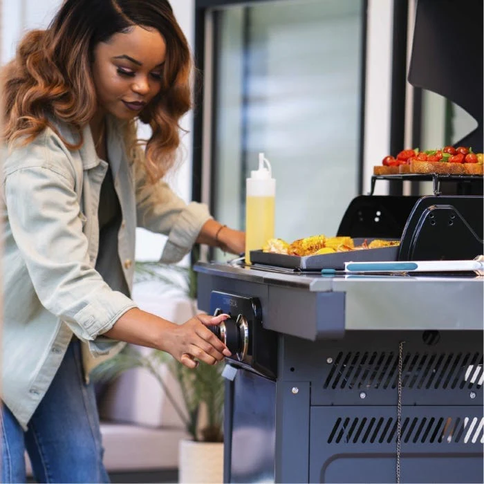 Char Broil Pro Series 2-Burner Gas Grill - Image 12