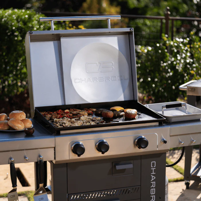 Char Broil Versa-Tile 28" 3-Burner All-in-one Cooking Station - Image 9