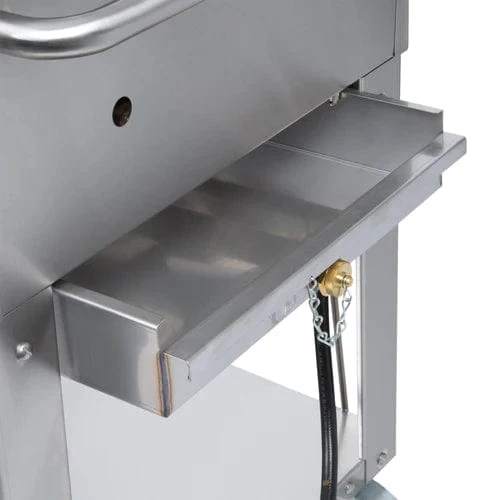 Crown Verity 36" Rental Gas Grill - Image 4