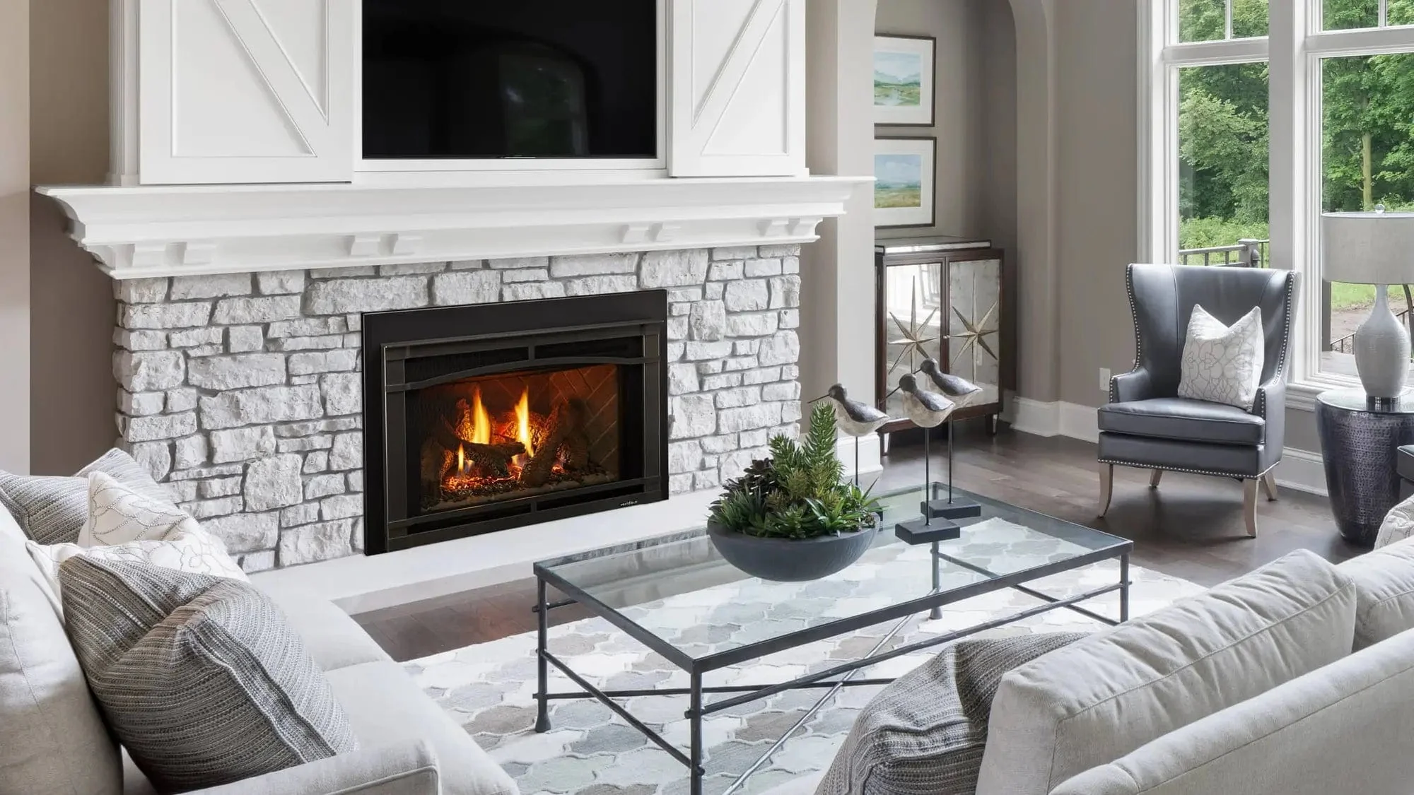 Heat & Glo 35" Supreme Indoor Gas Fireplace Insert - Image 2