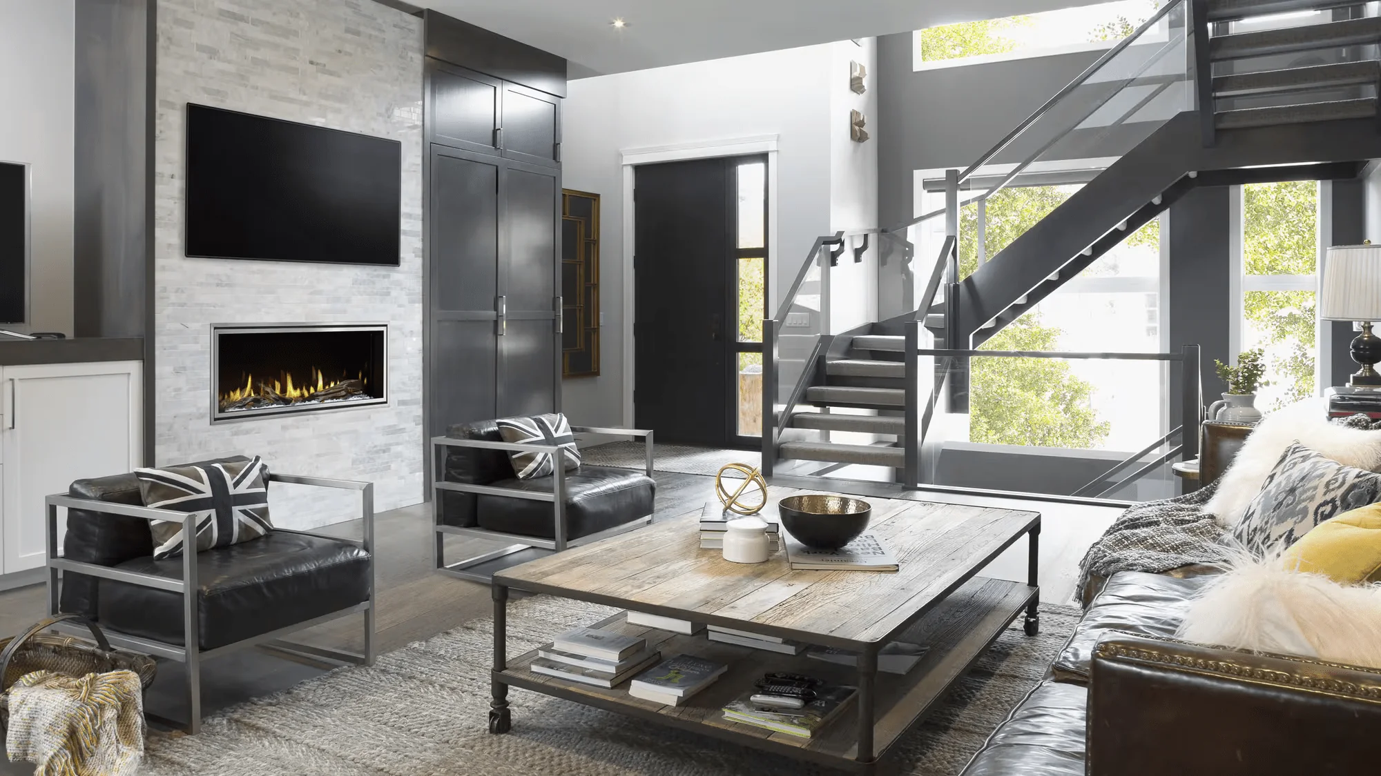 Heat & Glo 36" Mezzo Linear Fireplace - Image 5