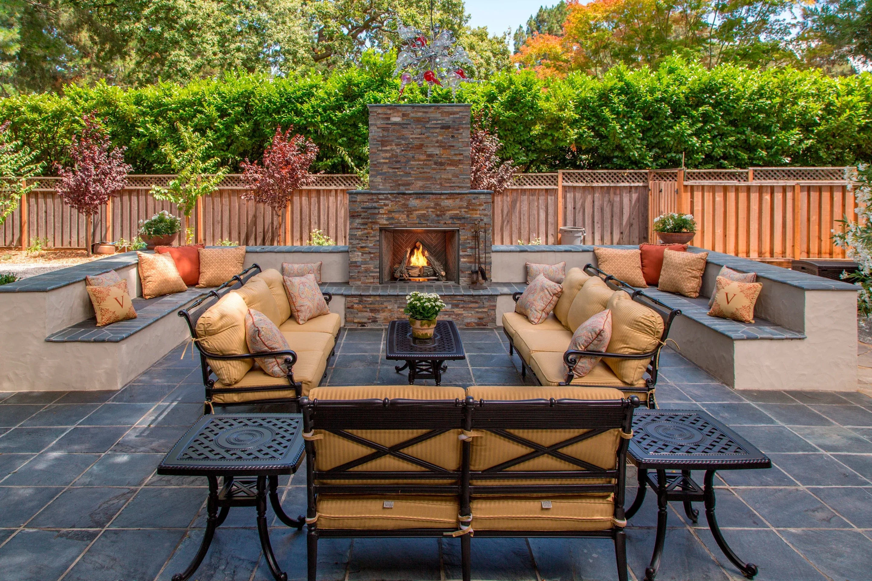 Heat & Glo 42" Courtyard Outdoor Fireplace - Image 2