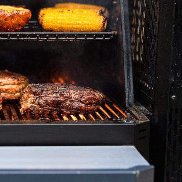 Masterbuilt Gravity Series 800 Digital Charcoal Griddle + Grill + Smoker - Image 3