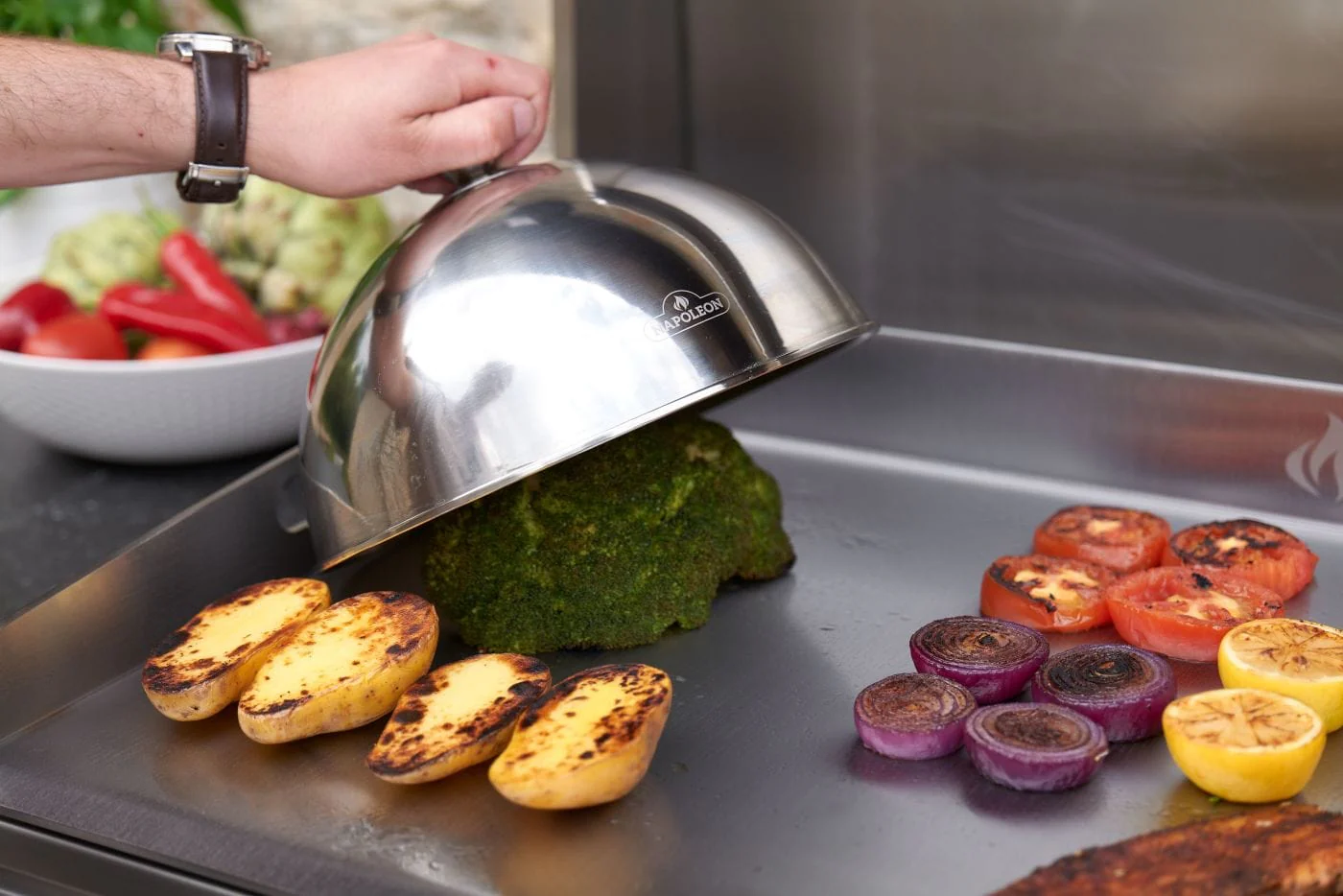 Napoleon Built-in 700 Series 32" Flat Top Griddle - BIG32FT - Image 5