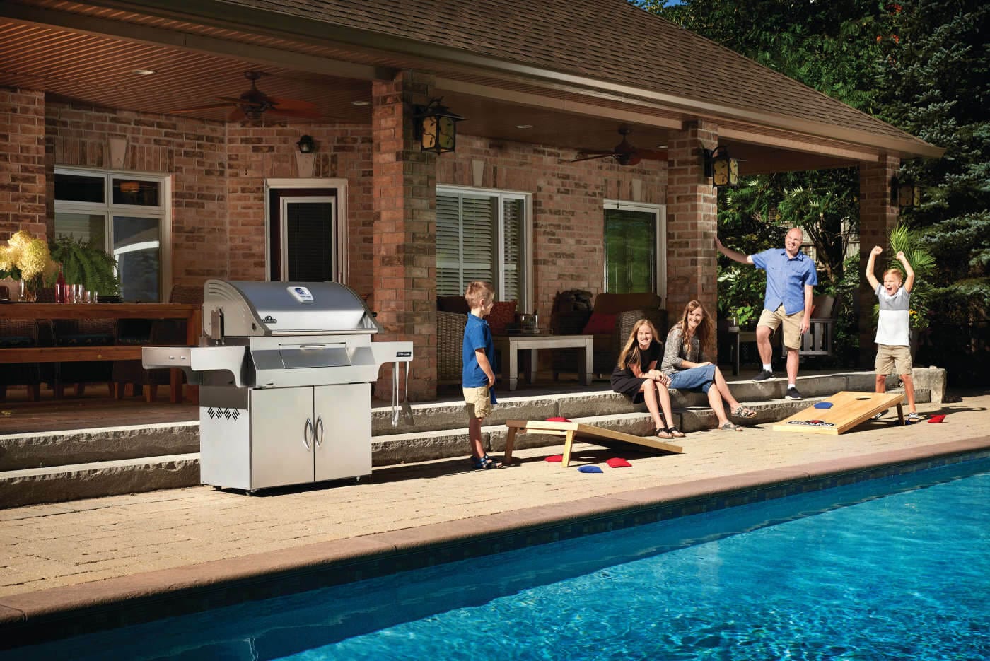 Napoleon Charcoal Professional Grill - PRO605CSS - Image 5