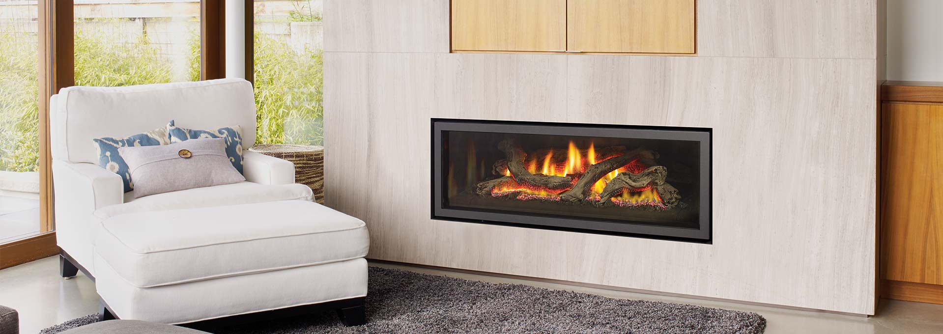 Regency Ultimate U1500E Gas Fireplace - Image 2