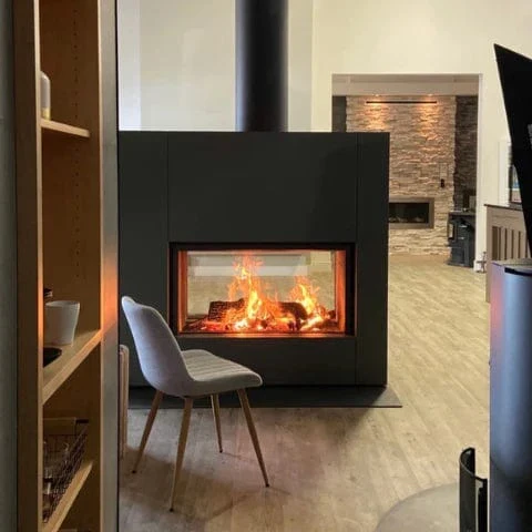 Stûv 21 Wood-Burning Fireplace (21.2-125 Double Face) - Image 3