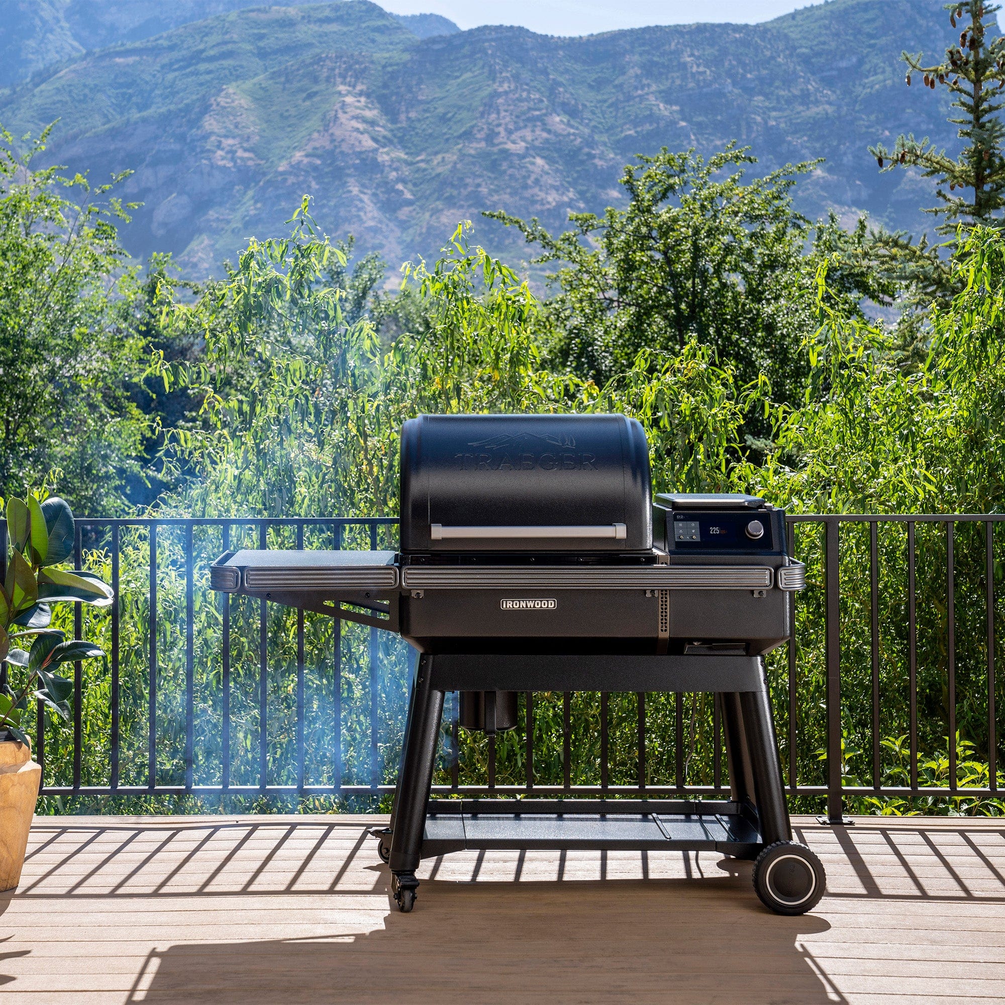 Traeger Ironwood Pellet Grill - TFB61RLGC - Image 11