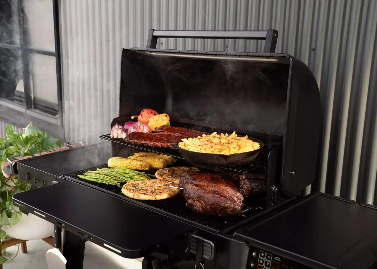 Traeger Woodridge Pro Pellet Grill - TFB97JLHC - Image 6