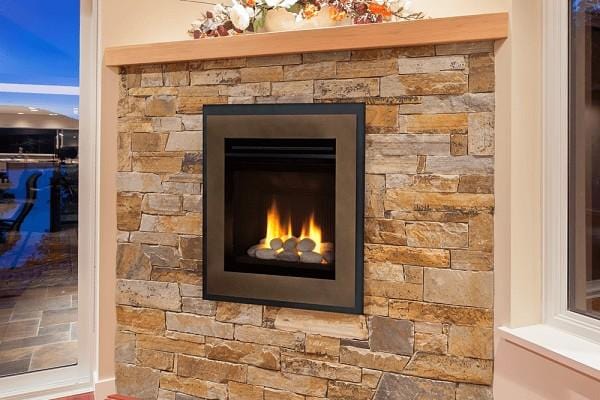 Valor 530 Portrait Series Gas Fireplace - Image 3