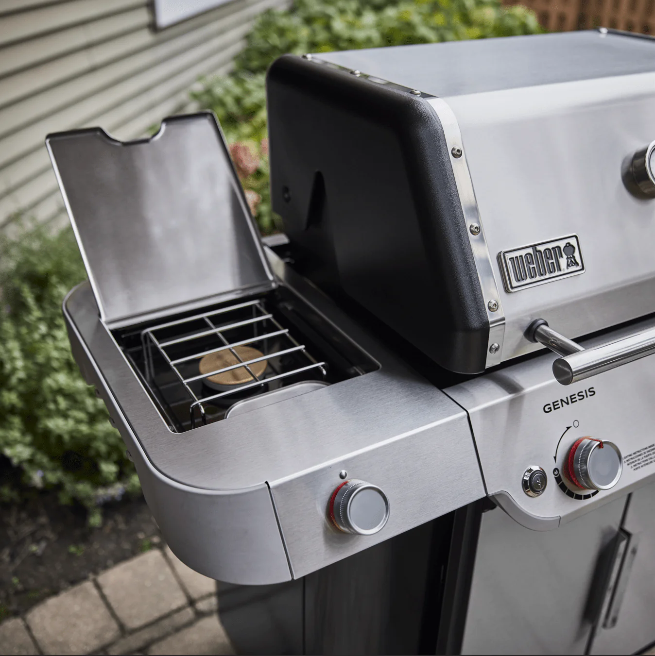 Weber Genesis SP-S-335 Gas Grill (Stainless Steel) - Image 6