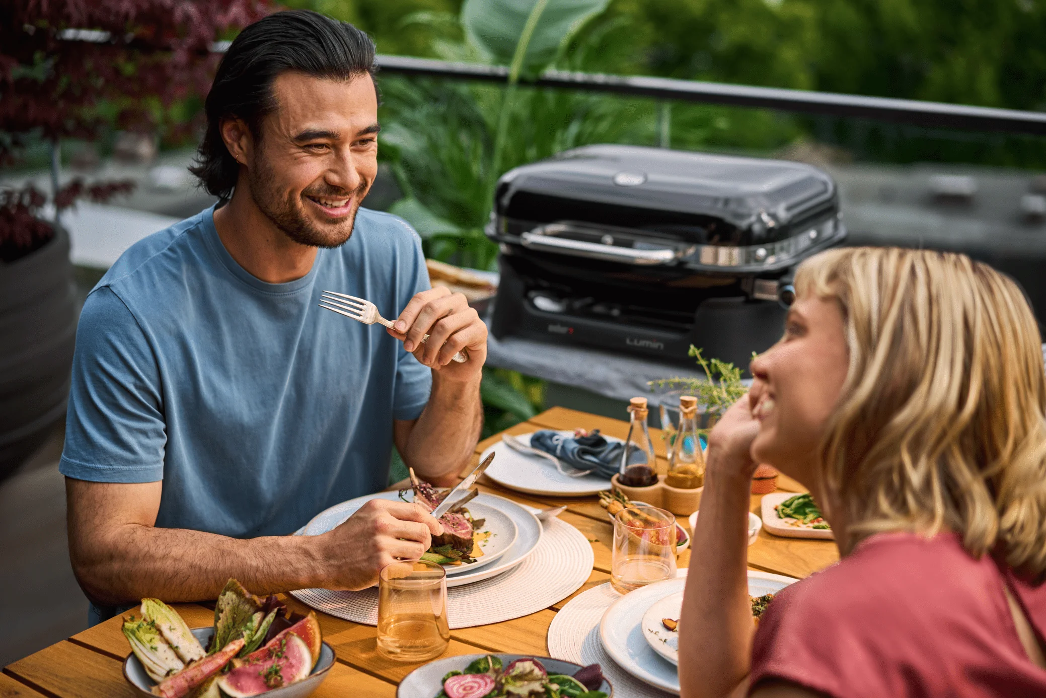 Weber Lumin Electric Grill - Image 15