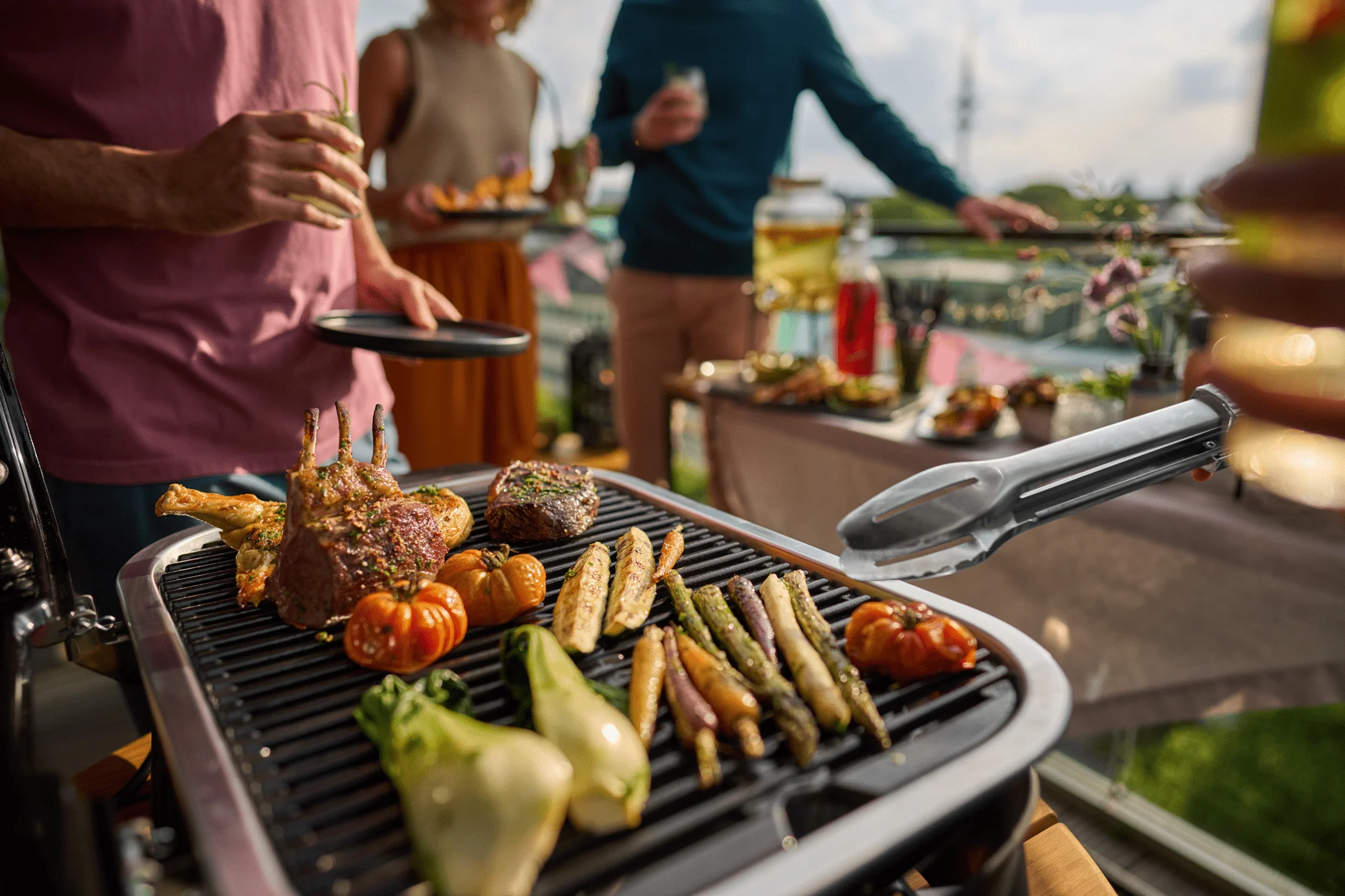 Weber Lumin Electric Grill - Image 16