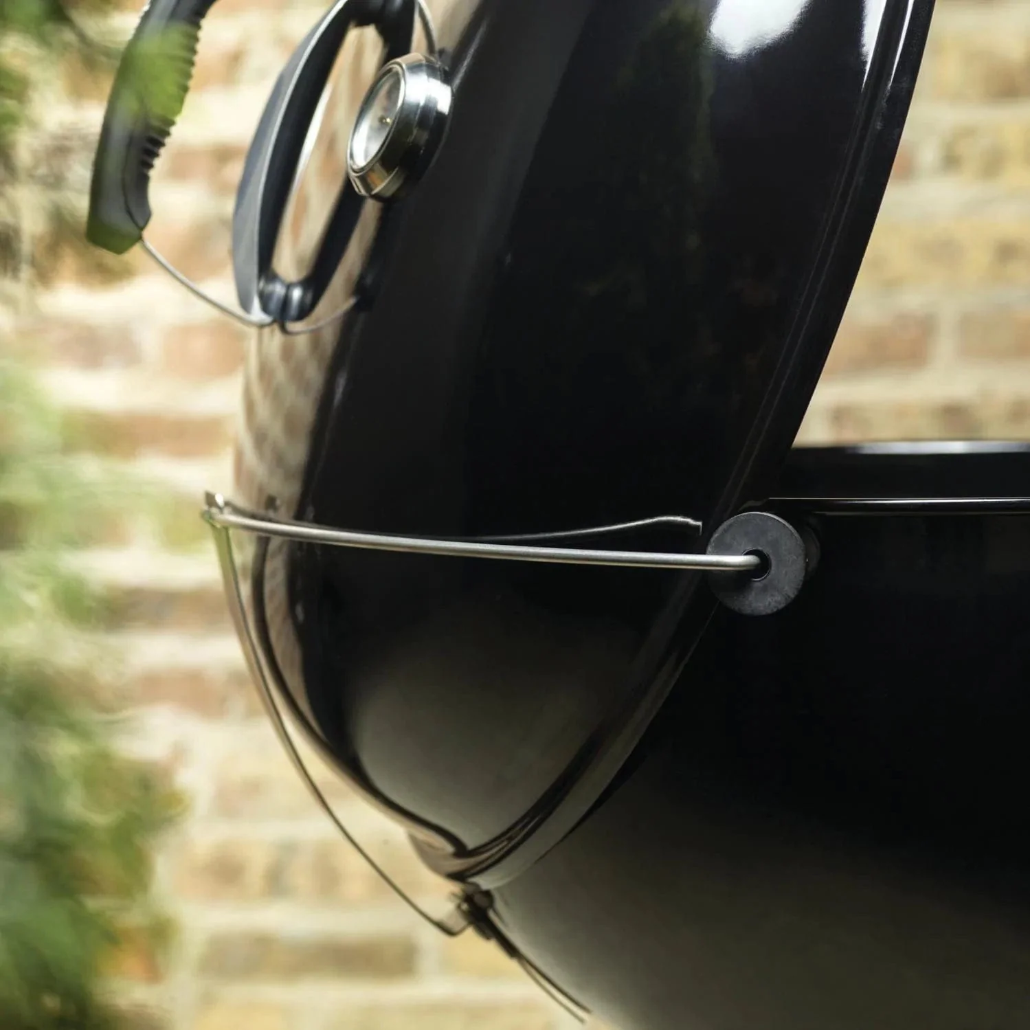 Weber 22" Master-Touch Charcoal Grill - Image 6