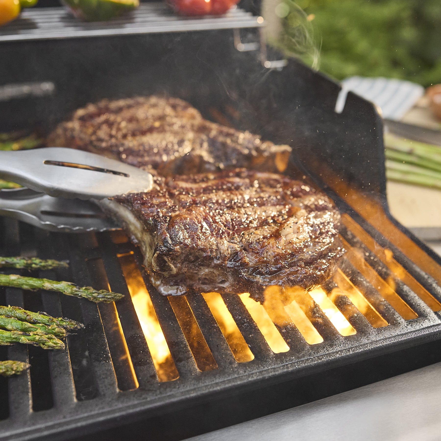 Weber Spirit E-325 Gas Grill - Image 7