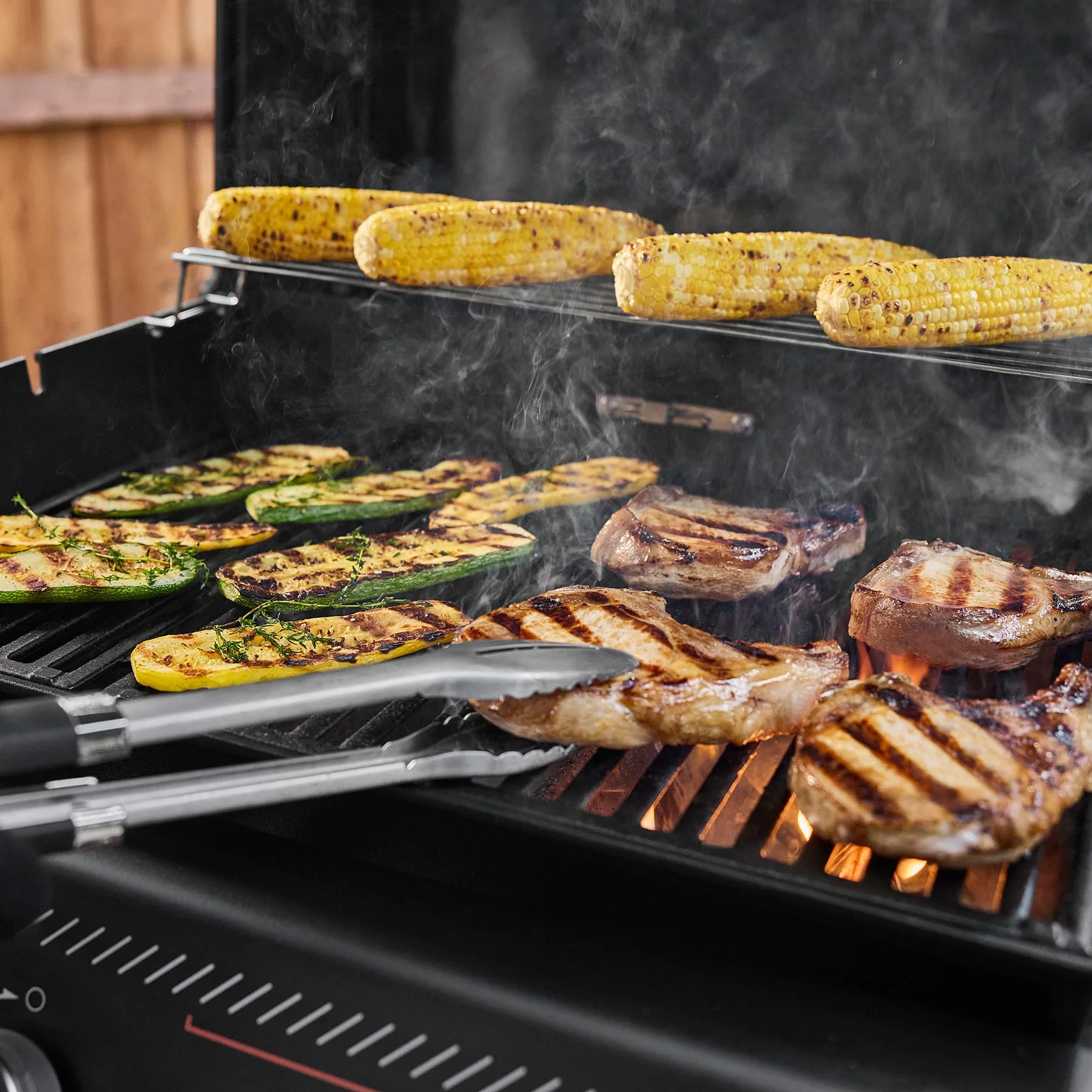 Weber Spirit EPX-425 Smart Gas Grill (Stealth Edition) - Image 5