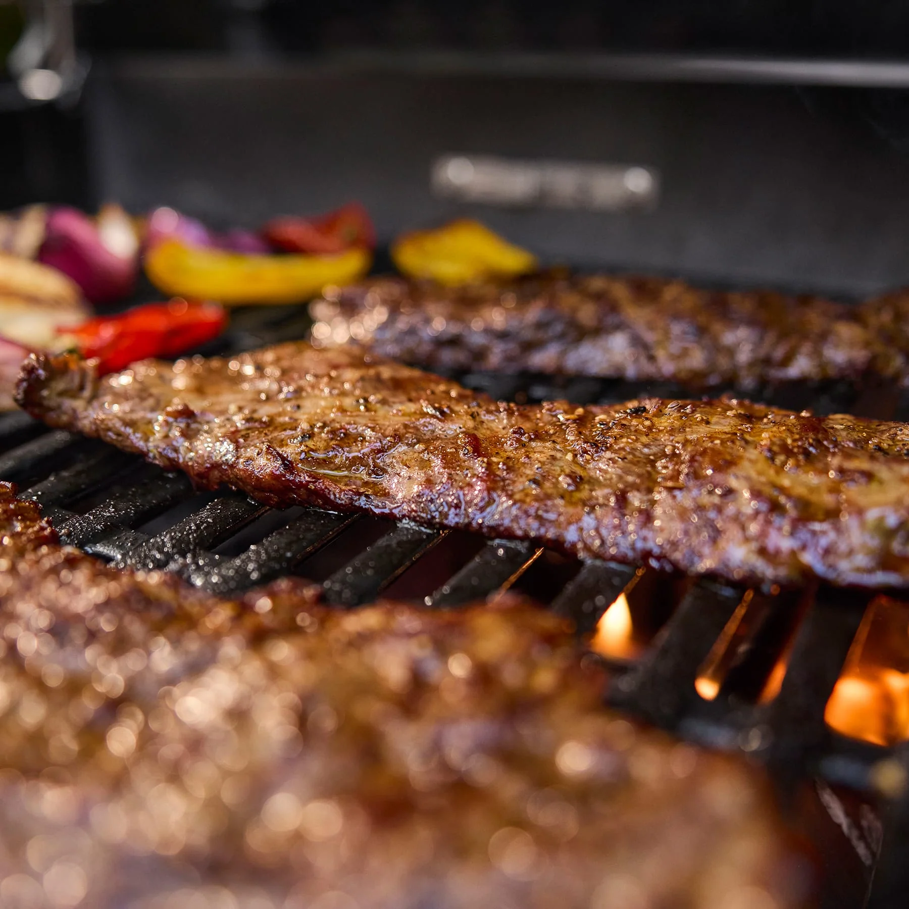 Weber Spirit EPX-425 Smart Gas Grill (Stealth Edition) - Image 7