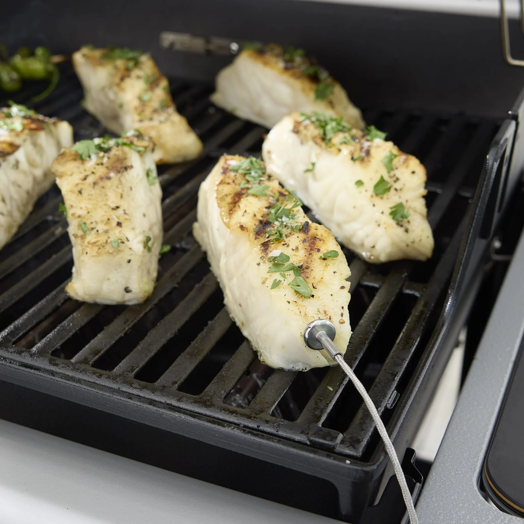 Weber Spirit EX-325 Smart Gas Grill - Image 6